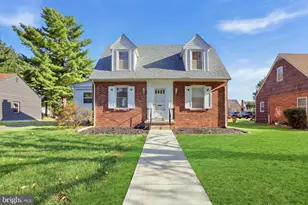 1530 E Philadelphia St, York, PA 17403 - Photo 2
