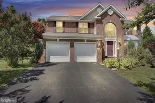 665 Clydesdale Dr, York, PA 17402 - Photo 2