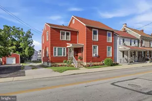 219 N 3rd St, Hanover, PA 17331 - Photo 2