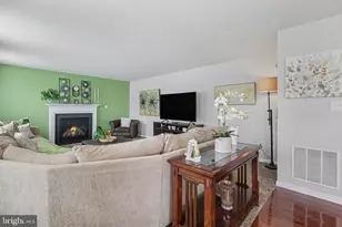 320 Woodbridge Dr, Etters, PA 17319 - Photo 8