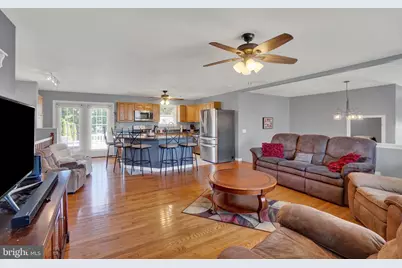 6011 Holly Tree Court, Felton, PA 17322 - Photo 4