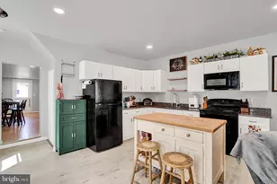 46 S York St, Etters, PA 17319 - Photo 6