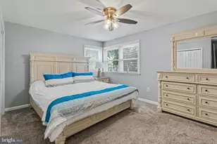 100 Meadow Hill Dr, York, PA 17402 - Photo 10