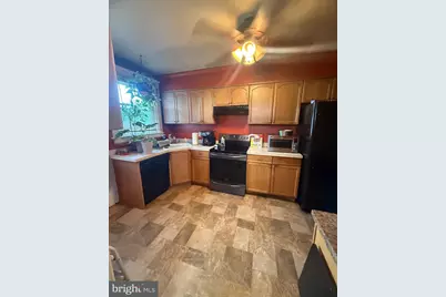 109 W Cottage Place, York, PA 17401 - Photo 6