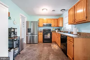 109 N 7th St, Wrightsville, PA 17368 - Photo 6