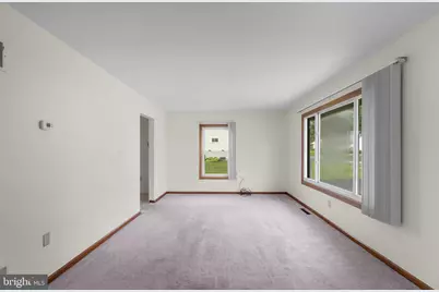 3818 Oakleigh Drive, York, PA 17402 - Photo 6