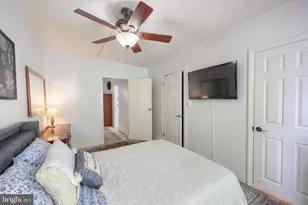 95 N East St, Spring Grove, PA 17362 - Photo 12