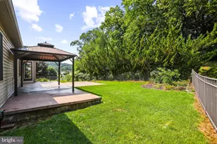 696 Rishel Dr, York, PA 17406 - Photo 46