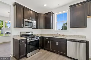 35 Friar Rd, York, PA 17408 - Photo 8