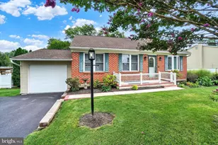 355 Edgewood Rd, York, PA 17402 - Photo 2