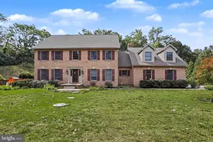 2005 Woodberry Rd, York, PA 17408 - Photo 2