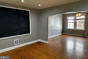 326 E Broadway, Red Lion, PA 17356 - Photo 4