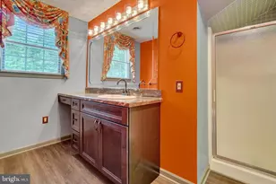 2042 Wyntre Brooke Dr S, York, PA 17403 - Photo 36