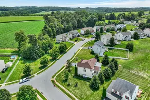 3544 Hardwood Terrace, Spring Grove, PA 17362 - Photo 4