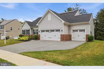 1013 Pin Oak Lane, York, PA 17403 - Photo 2