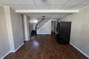 39 N Hartley St, York, PA 17401 - Photo 2