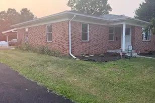 462 N Pleasant Ave, Dallastown, PA 17313 - Photo 2