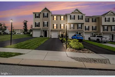 82 Ayrshire Drive, Hanover, PA 17331 - Photo 1
