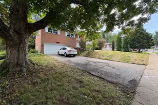 2575 Cambridge Rd, York, PA 17402 - Photo 4