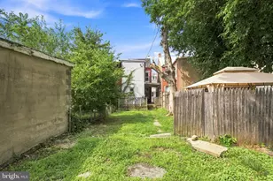 121 S West St, York, PA 17401 - Photo 30