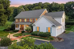 2861 Deer Chase Ln, York, PA 17403 - Photo 1