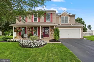25 Adam St, York, PA 17404 - Photo 1