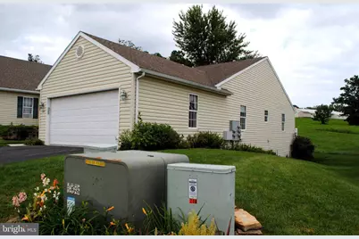289 Winners Circle Drive, Red Lion, PA 17356 - Photo 2