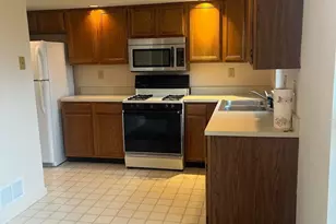 1113 Skyview Dr, York, PA 17406 - Photo 4