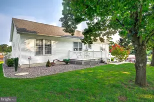 93 Kennick Dr, Windsor, PA 17366 - Photo 2