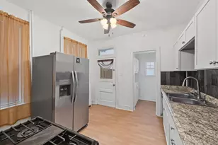 110 S Penn St, York, PA 17401 - Photo 12