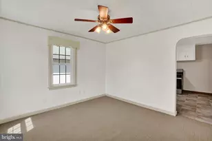 801 E 10th Ave, York, PA 17402 - Photo 8