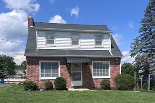 223 W Ore St, Seven Valleys, PA 17360 - Photo 1