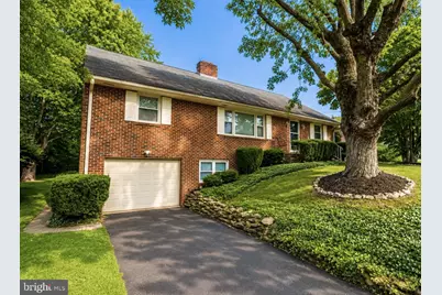 1039 Midland Avenue, York, PA 17403 - Photo 2