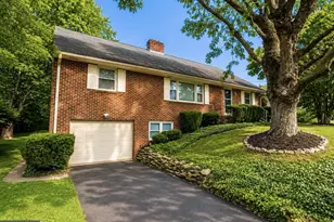 1039 Midland Ave, York, PA 17403 - Photo 2
