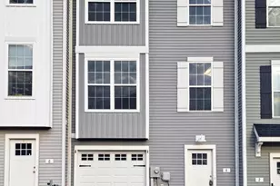 4 Pacer Dr, Hanover, PA 17331 - Photo 1