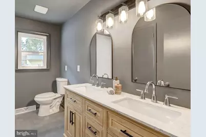 2020 Winding Road, York, PA 17408 - Photo 18