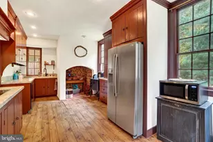 535 E Locust Ln, York, PA 17406 - Photo 10
