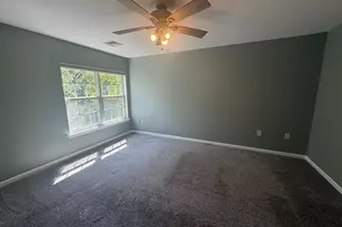 2710 Equestrian Dr, York, PA 17402 - Photo 8
