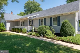 2980 Sunset Ln, York, PA 17408 - Photo 4
