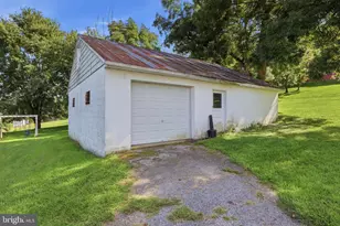 986 2nd St, Mount Wolf, PA 17347 - Photo 50