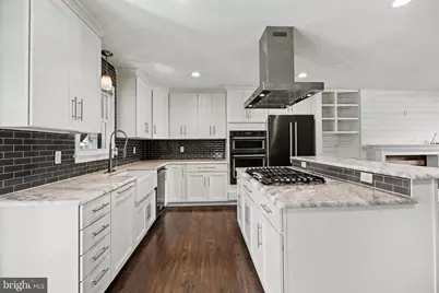 100 Amanda Avenue, Hanover, PA 17331 - Photo 8