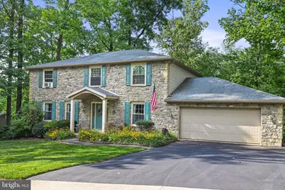 3425 Harrowgate Road, York, PA 17402 - Photo 2