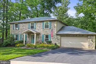 3425 Harrowgate Rd, York, PA 17402 - Photo 2