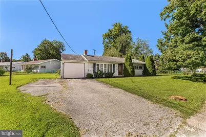 802 Richwill Lane, York, PA 17404 - Photo 2