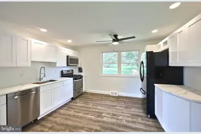 2551 Berkshire Ln, Dover, PA 17315 - Photo 10
