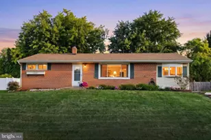2551 Berkshire Ln, Dover, PA 17315 - Photo 1
