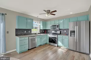 2730 Woodmont Dr, York, PA 17404 - Photo 10