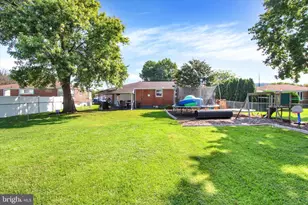 2786 Clearbrook Blvd, York, PA 17406 - Photo 20