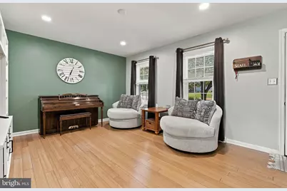 130 Robin Hill Circle, York, PA 17404 - Photo 6