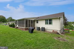 571 E Tolna Rd, Shrewsbury, PA 17361 - Photo 10